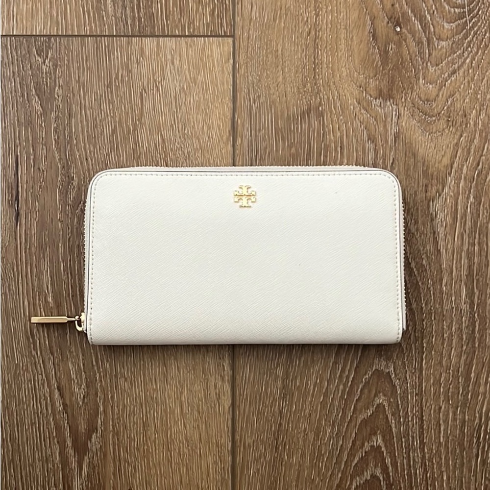 Tory Burch Wallet